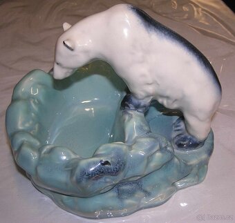 Popelník lední medvěd - 3