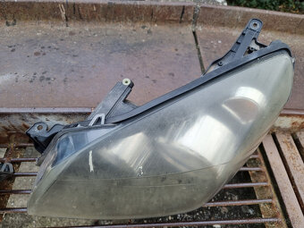 Přední světlomety Opel Astra H - 3
