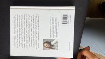 Falešná Pařížanka - 3