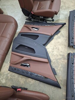 BMW F11 Interier z CZ verze - 3