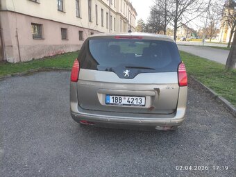 Peugeot 5008 - 3