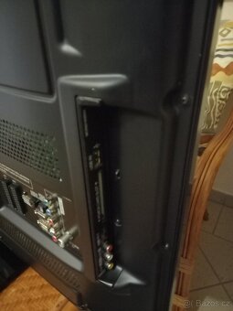 LG 42PJ350 Plasma - 3