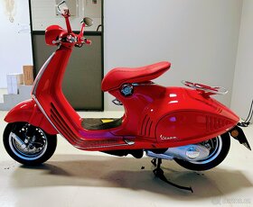 Piaggio Vespa 946 Red Edition - 3