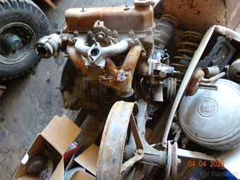 Škoda 1000MB náhradní díly , motor, chladič - 3