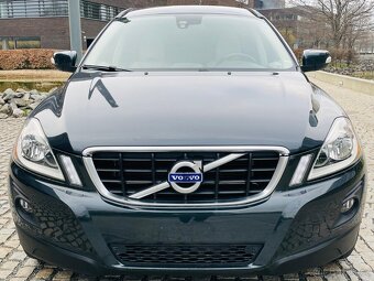 Volvo XC60 2.4 D5 4x4 151KW MANUÁL 1.MAJITEL NAVI SERVISKA - 3