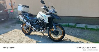 QJ Moto SRT 550 - 3