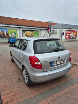 Prodám pěknou Škodu Fábii 54 000 KM. - 3