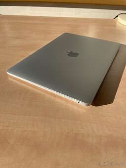 Macbook Air 13in - 3