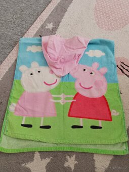 Pončo dívčí (prasátko Peppa)-nahrazuje župan nebo ručník - 3