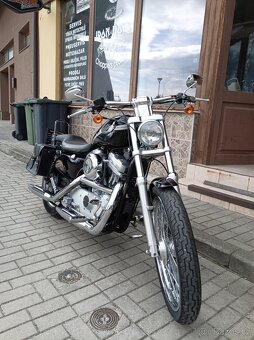 Harley Davidson Sportster XL 883 Custom EU verze 100 LET - 3