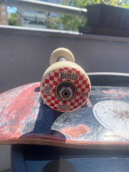 Skateboard - 3