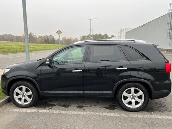 Kia Sorento 2.0CRDi KAMERA TAŽNÉ 7MÍST SERVISKA - 3
