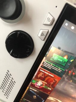 Asus Rog Ally - 3