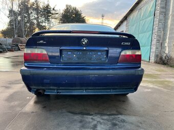 BMW E36 M-Packet zadní nárazník - 3