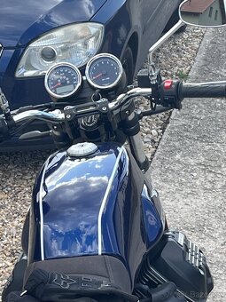 Motocykl Moto Guzzi V7 850 Speciál - 3