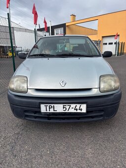 Clio II servisní knížka, první majitel - 3