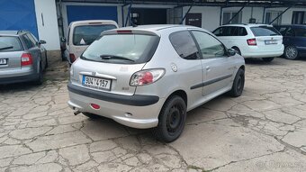 Peugeot 206 - 3