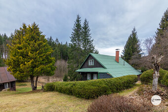 Roubená chalupa s pozemky o výměře 21.245m2 v obci Morávka - - 3