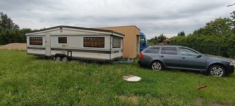 Hobby LandHaus karavan - 3