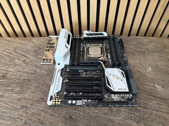 SET - Workstation ASUS X99-S + Intel Core i7-5820K - 3