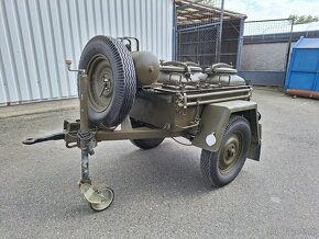 Souprava GAZ 69 s přípojným vozidlem - polní kuchyní - 3