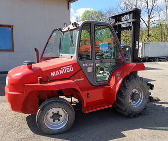 MANITOU MC40 POWERSHIFT TERÉNNÍ VZV - 3