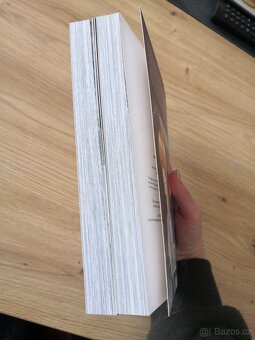 Prodám 1. a 2. díl Maximum Ride - 3