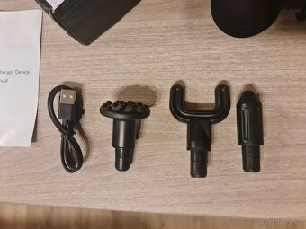 Masážní pistole pro svaly a stuhlost + nástavce - 3