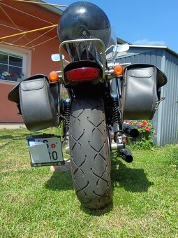 Suzuki Intruder 1400 - 3
