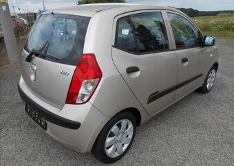 Hyundai i10 1,1 i 49 kW KLIMA Serviska benzín - 3