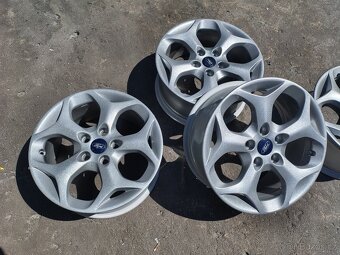 Originální kola Ford r16" - 3