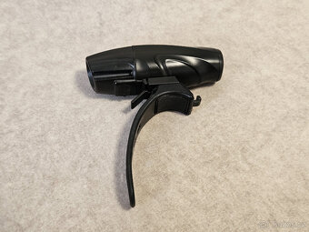 Přední světlo FORCE SHARK 700LM USB - 3