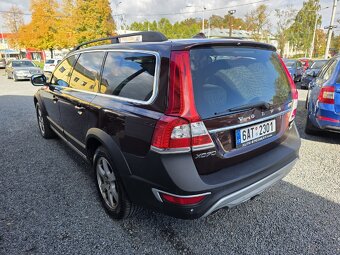 Volvo XC70
2.4 D4 TZ Xenon Kuže249 000 Kč
- 3