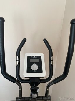 ELIPTICKÝ TRENAŽÉR HOUSEFIT - 3