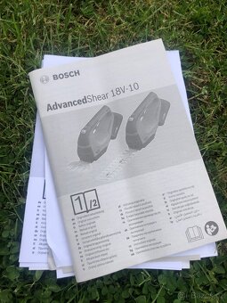 Nůžky na trávu a keře Bosch AdvancedShear 18 bez aku - 3
