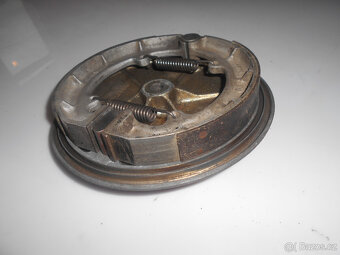 PŘEDNÍ BRZDOVY ŠTÍT prodám - 3