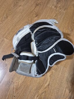 Lapačka brankářská seniorská levá ruka - 3