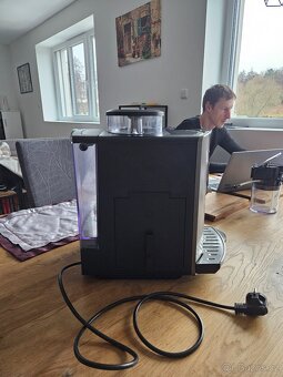 Krups EA819N Arabica Latte - 3