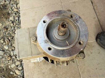 Elektro motor Siemens - 3