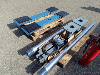 Dvousloupový podlahový zvedák - 3