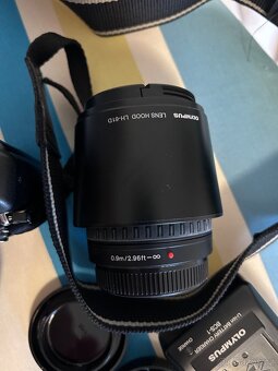 Olympus E-450 + 2 objektivy + příslušenství - 3