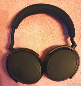 Sennheiser Momentum 4 - 3
