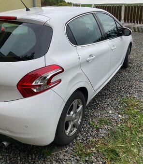 Peugeot 208 1.6vti 88kw - 3