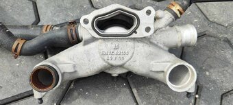 Termostat Audi S8 - 3