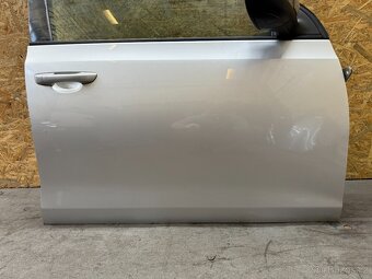 Prave predni dvere VW Golf 6 5-dverak stribrne - 3