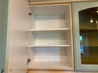 Moderní kuchyňská linka se spotřebiči - 3