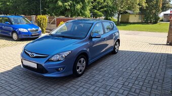 Hyundai i30, 1.6i / najeto 83 000 km 1.MAJITEL ČR - 3