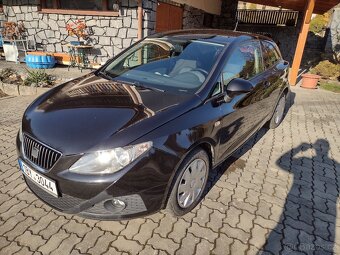 seat ibiza 1,6 -77kw automat - 3