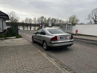 Volvo S60 2.4D – ročník 2003 - čtěte celý inzerát - 3