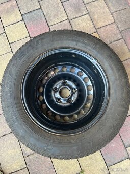 Plechový disk s pneu 195/65 R15 - 3
